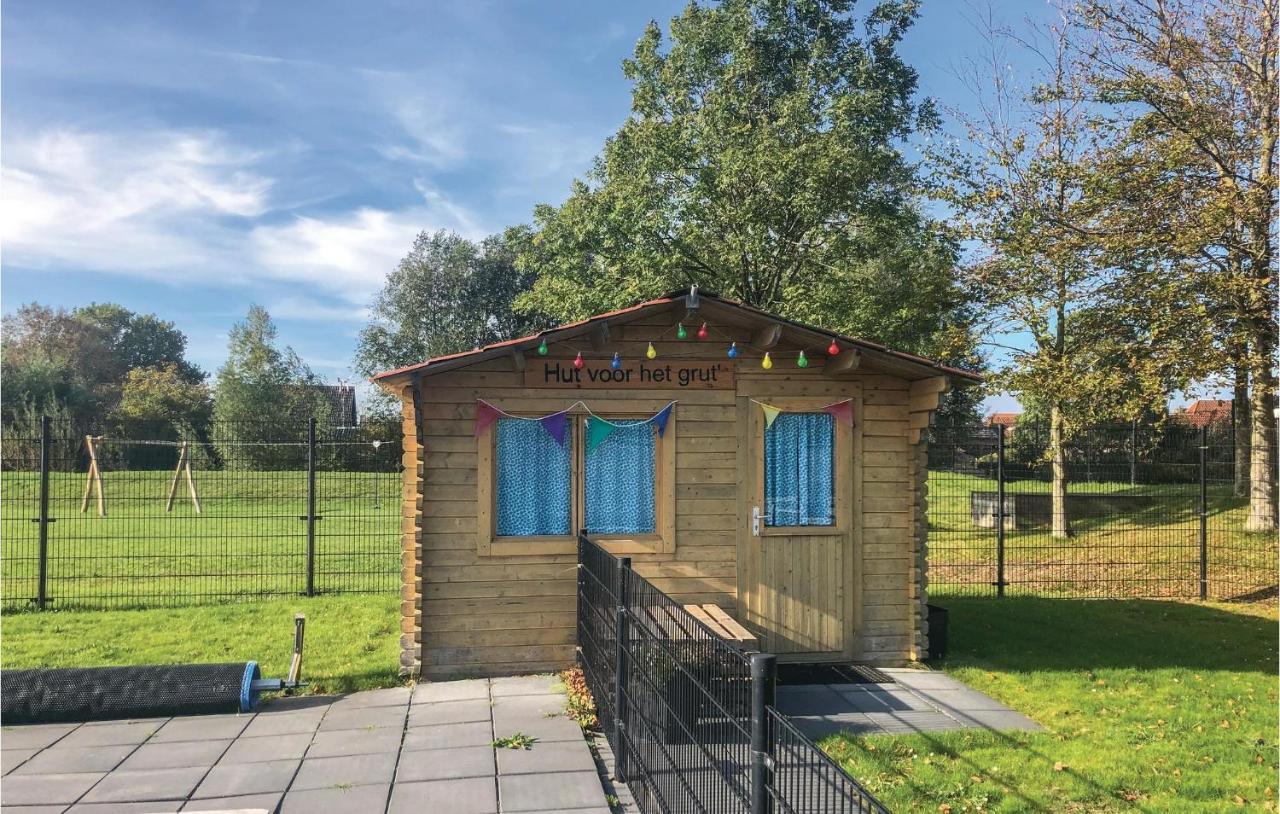 2 Bedroom Awesome Home In Tzummarum Exterior photo